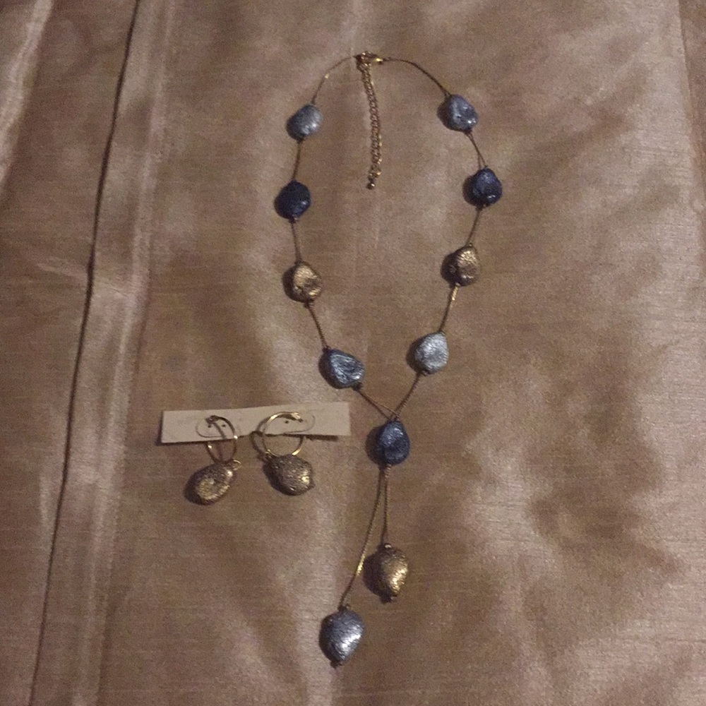 Long necklace with hoop earrings set